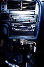 dash_cb.jpg (23373 bytes)